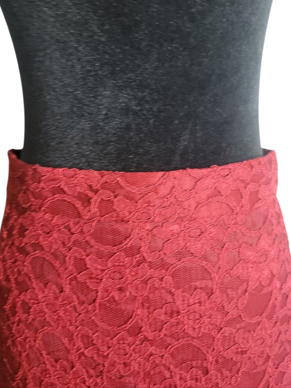 Oleana vintage women's red fliral lace midi pencil skirt size medium - Picture 3 of 8